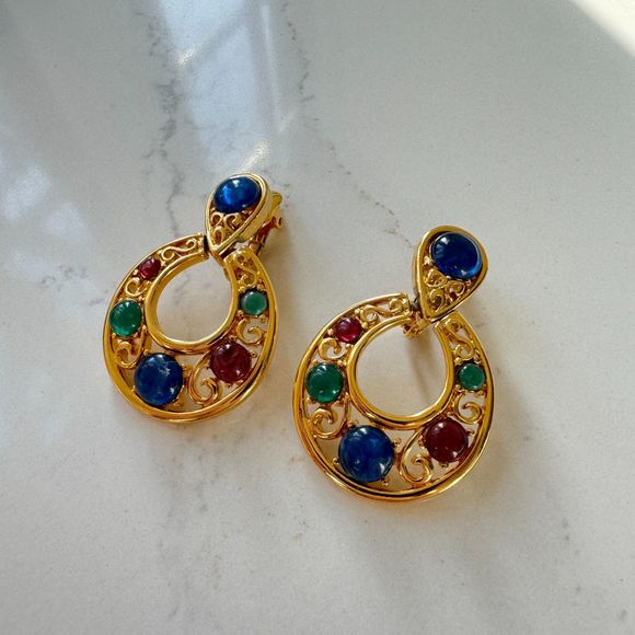 Vintage Trifari Jeweled Gold Teardrop Earrings - Picture 6 of 9